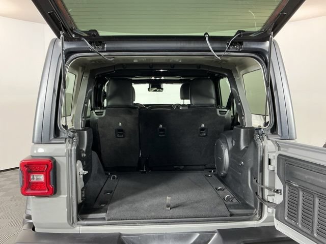 Used 2021 Jeep Wrangler Unlimited Sport AWD/4WD image 28