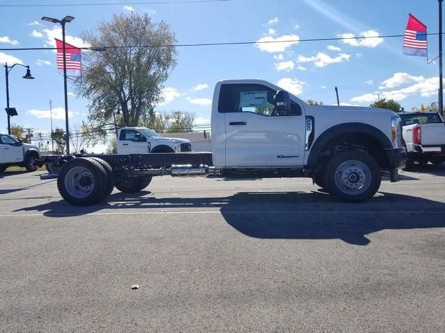 New 2026 Ford F550 4x4 Regular Cab Super Duty image 2