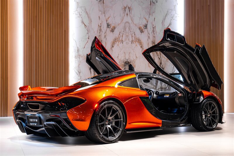 Used 2014 McLaren P1 RWD image 8