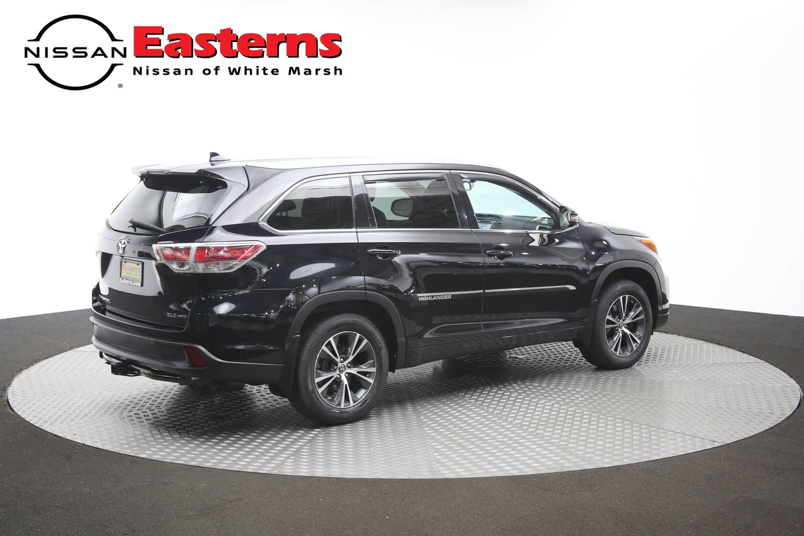 Used 2016 Toyota Highlander XLE AWD/4WD image 39