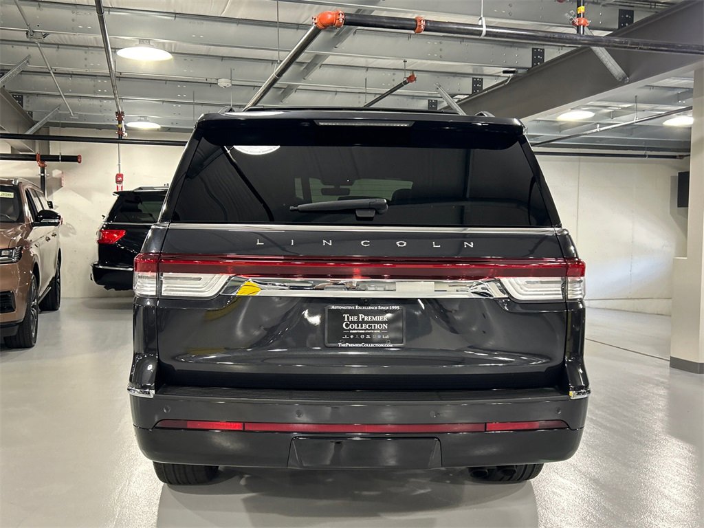 Certified 2022 Lincoln Navigator Reserve image 3