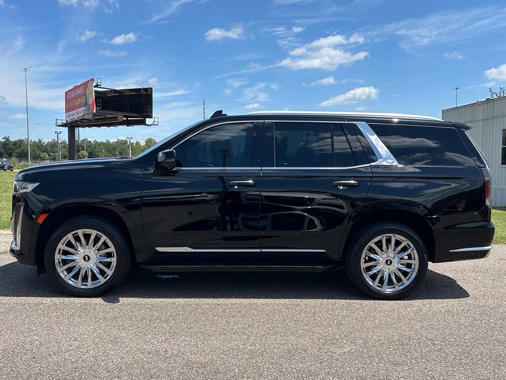 Used 2023 Cadillac Escalade Premium Luxury w/ LPO, Illumination Package AWD/4WD image 2