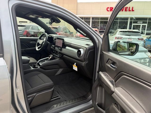 Used 2023 Chevrolet Colorado LT w/ LT Convenience Package II AWD/4WD image 25