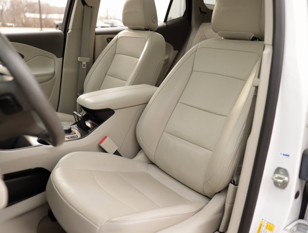 Used 2021 GMC Terrain Denali w/ Denali Premium Package image 23