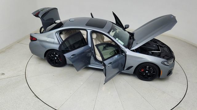 Used 2023 BMW 540i w/ M Sport Package image 82