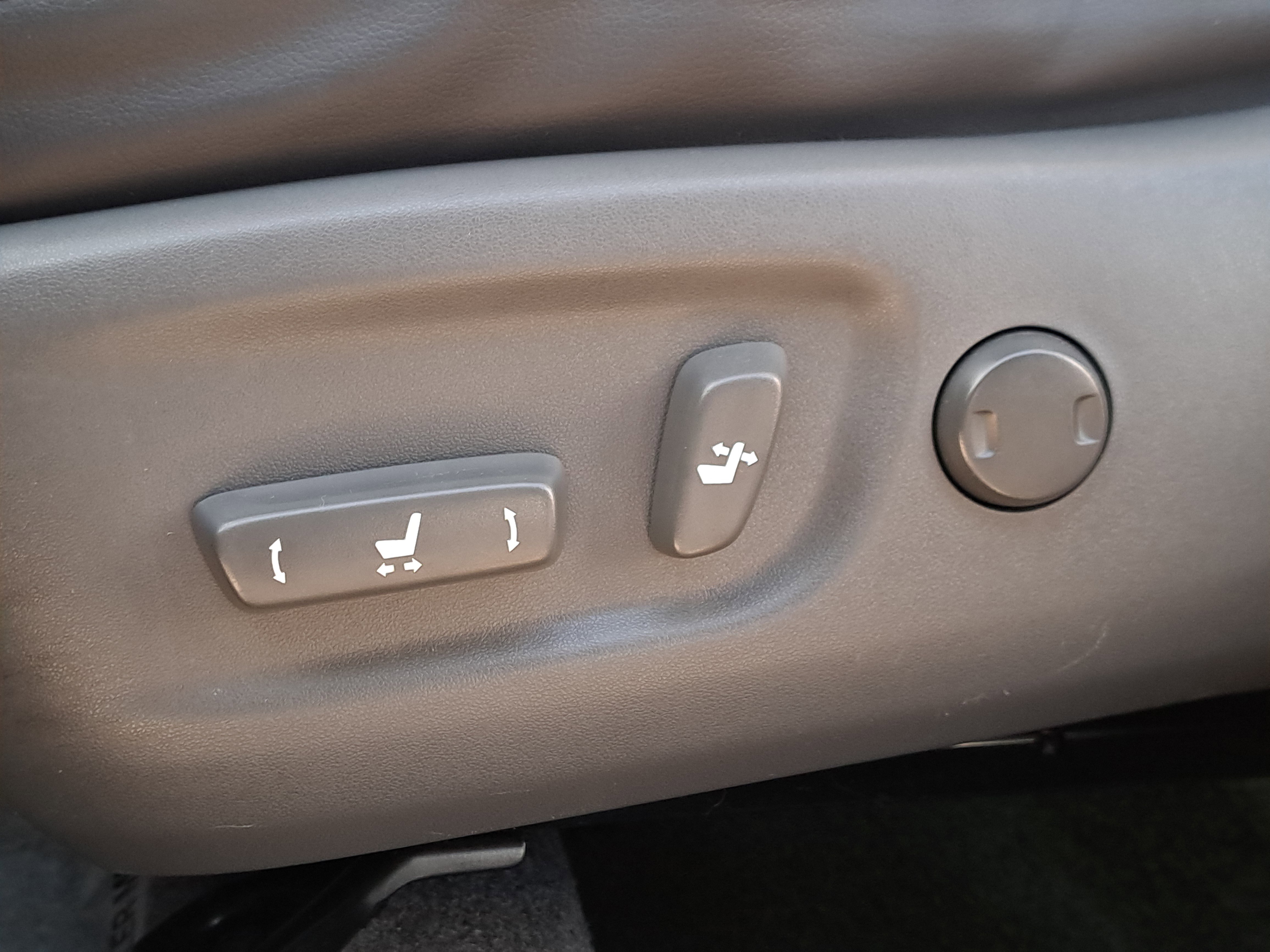 Used 2012 Toyota Prius Four image 12