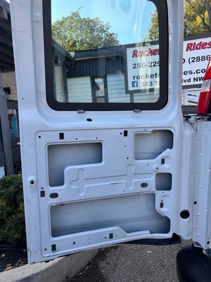 Used 2021 Chevrolet Express 2500 w/ Driver Convenience Package image 10