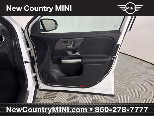 Used 2023 Mercedes-Benz GLA 250 4MATIC image 17