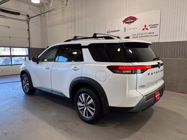 New 2026 Nissan Pathfinder SL AWD/4WD image 8