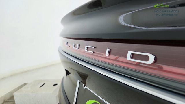 Used 2024 Lucid Air Touring image 17