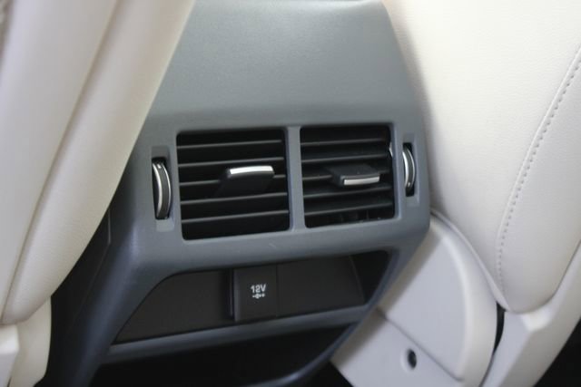Used 2020 Jaguar E-PACE SE AWD/4WD image 24
