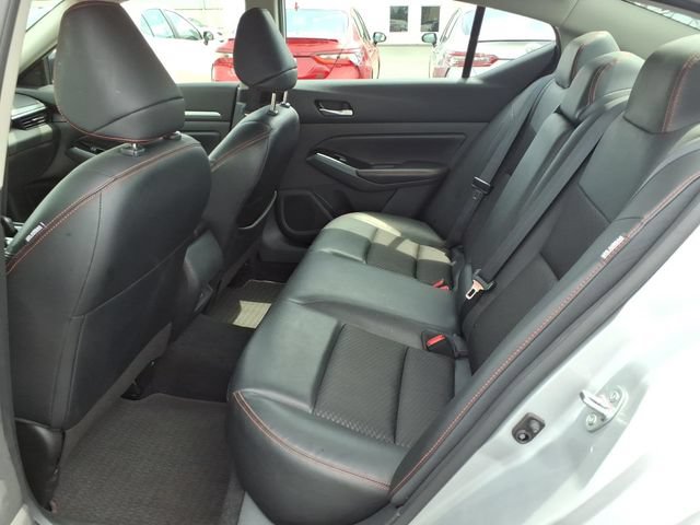 Used 2024 Nissan Altima 2.5 SR FWD image 9