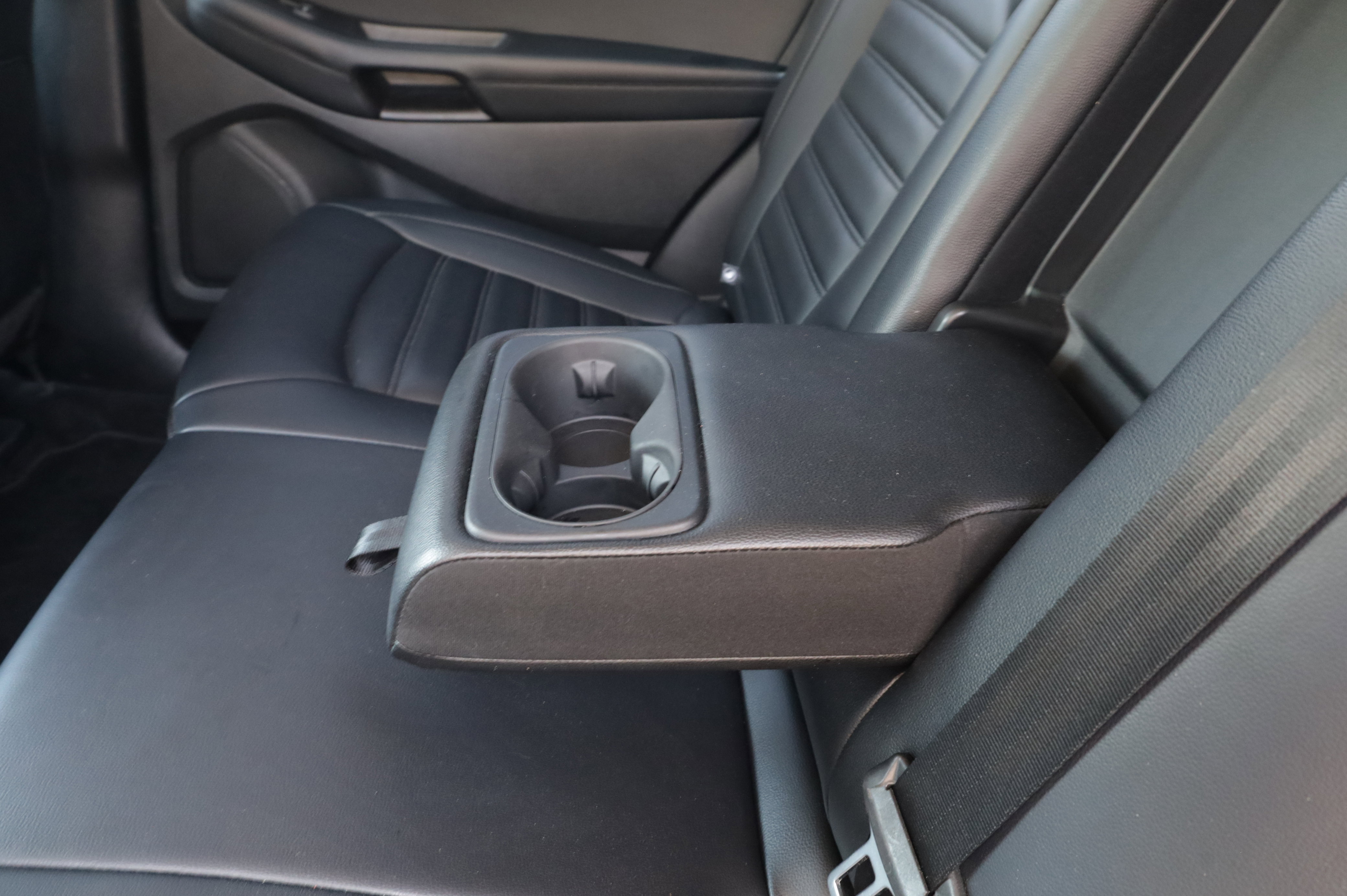Used 2024 Ford Edge SEL image 16