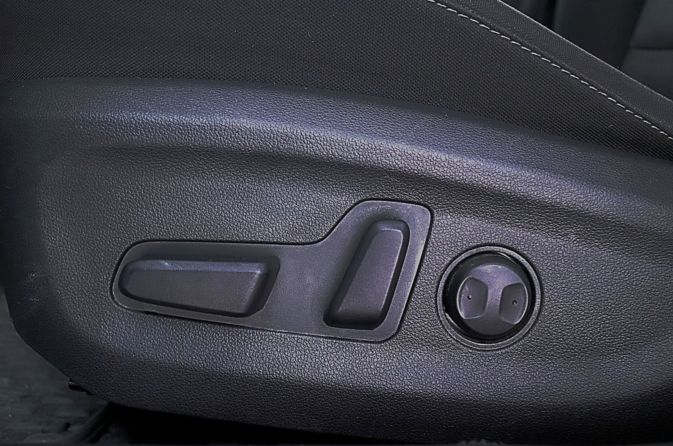 Used 2017 Hyundai Elantra Value Edition w/ Cargo Package image 22