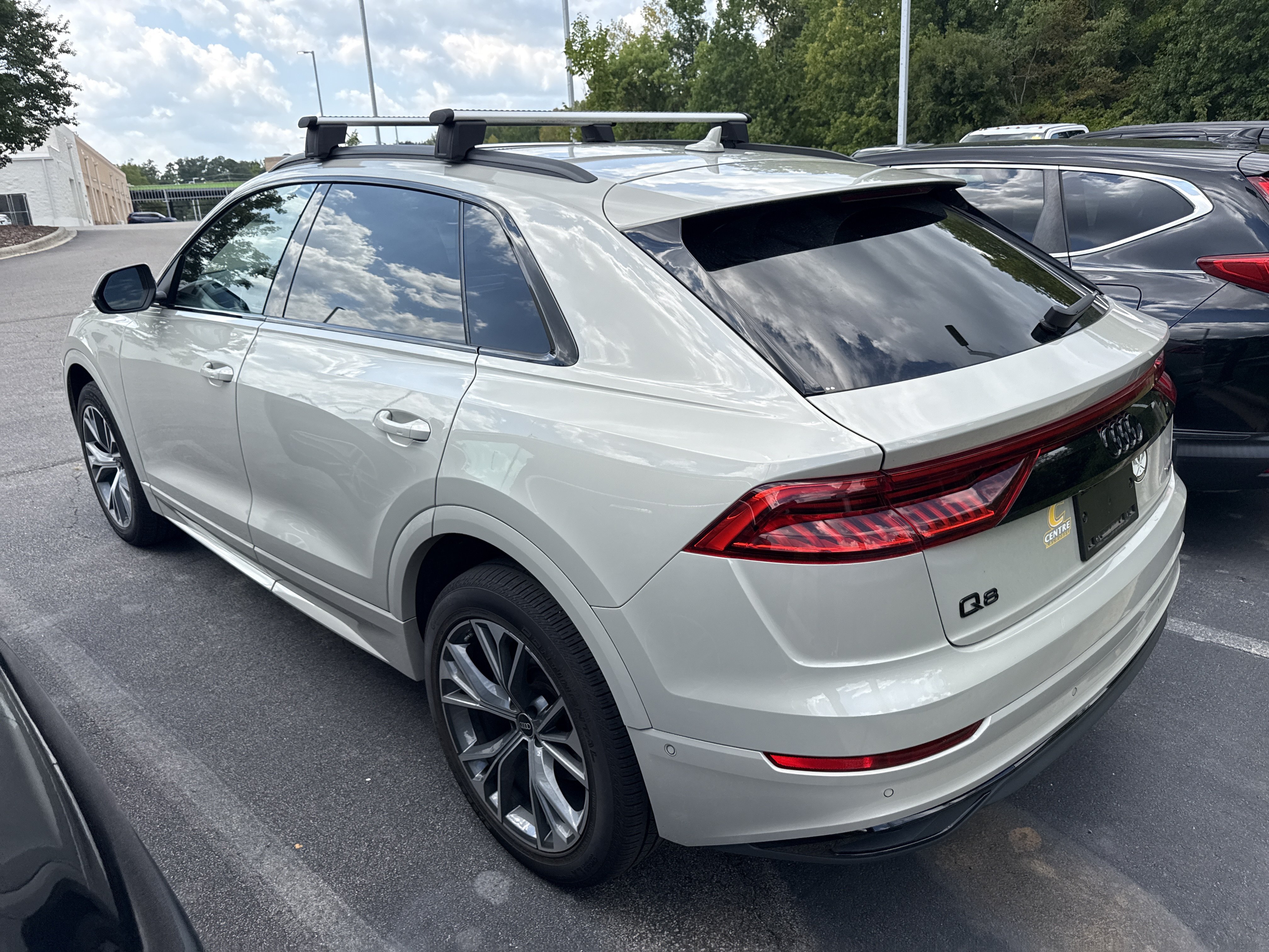 Used 2022 Audi Q8 Premium AWD/4WD image 45