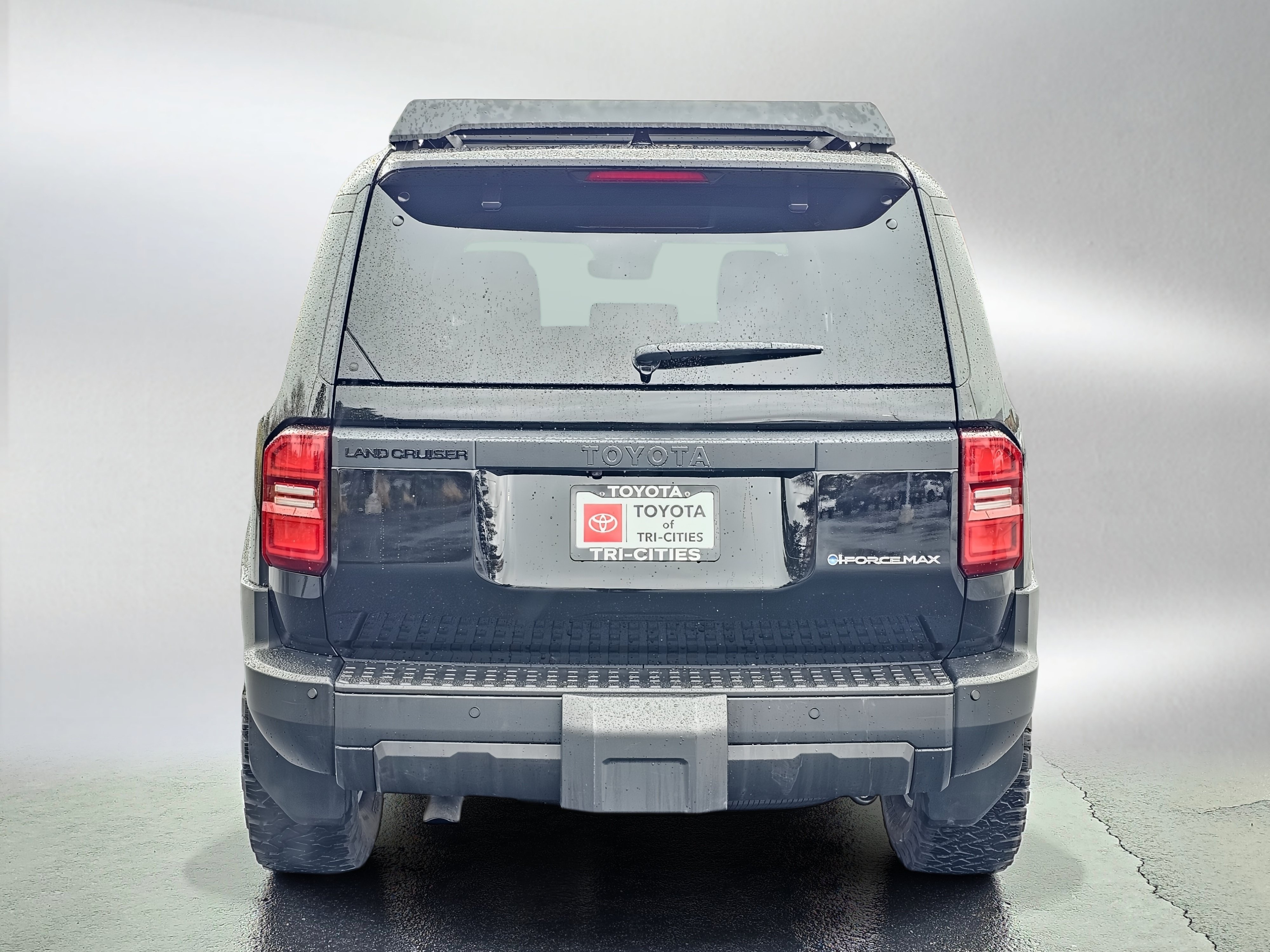 Used 2025 Toyota Land Cruiser 1958 image 4