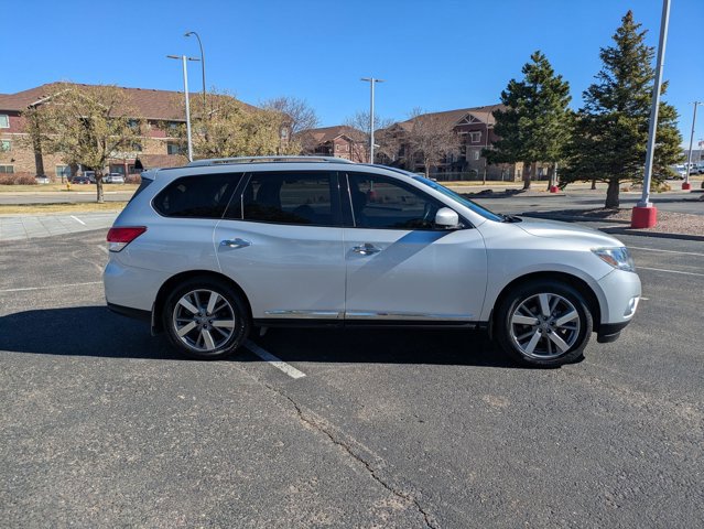 Used 2014 Nissan Pathfinder Platinum w/ Platinum Premium Package image 4