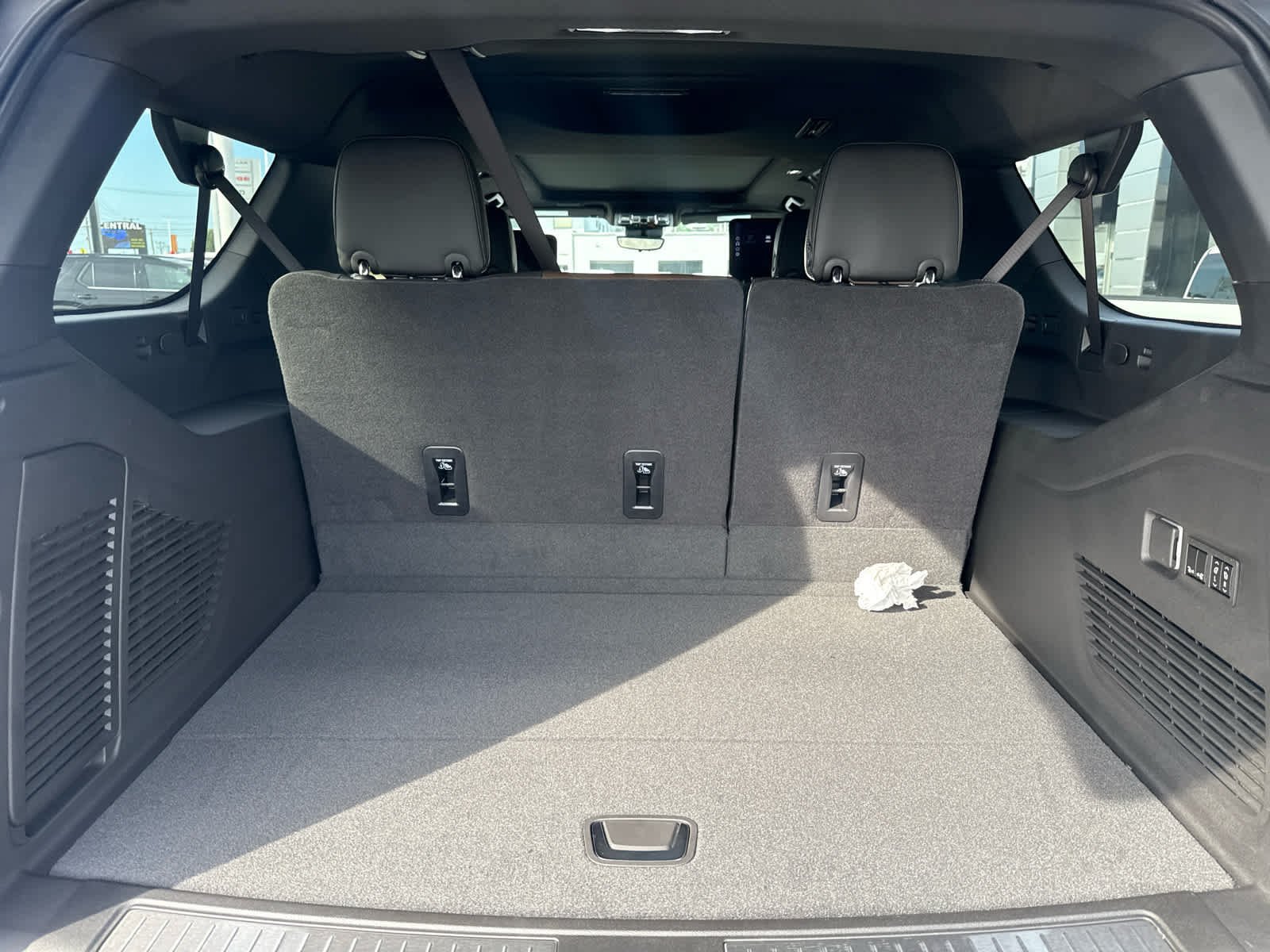 New 2026 GMC Yukon XL Denali Ultimate AWD/4WD image 10
