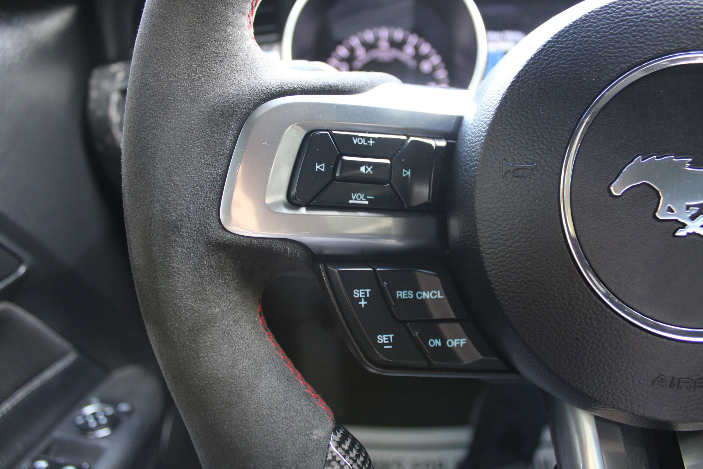Used 2020 Ford Mustang GT RWD image 14