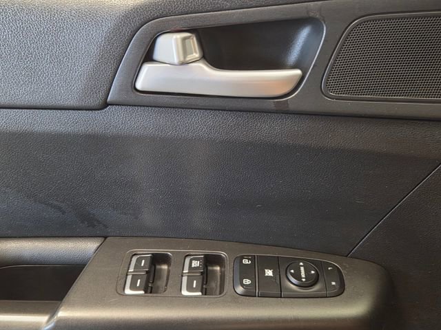 Used 2019 Kia Sportage LX w/ LX Popular Package image 26