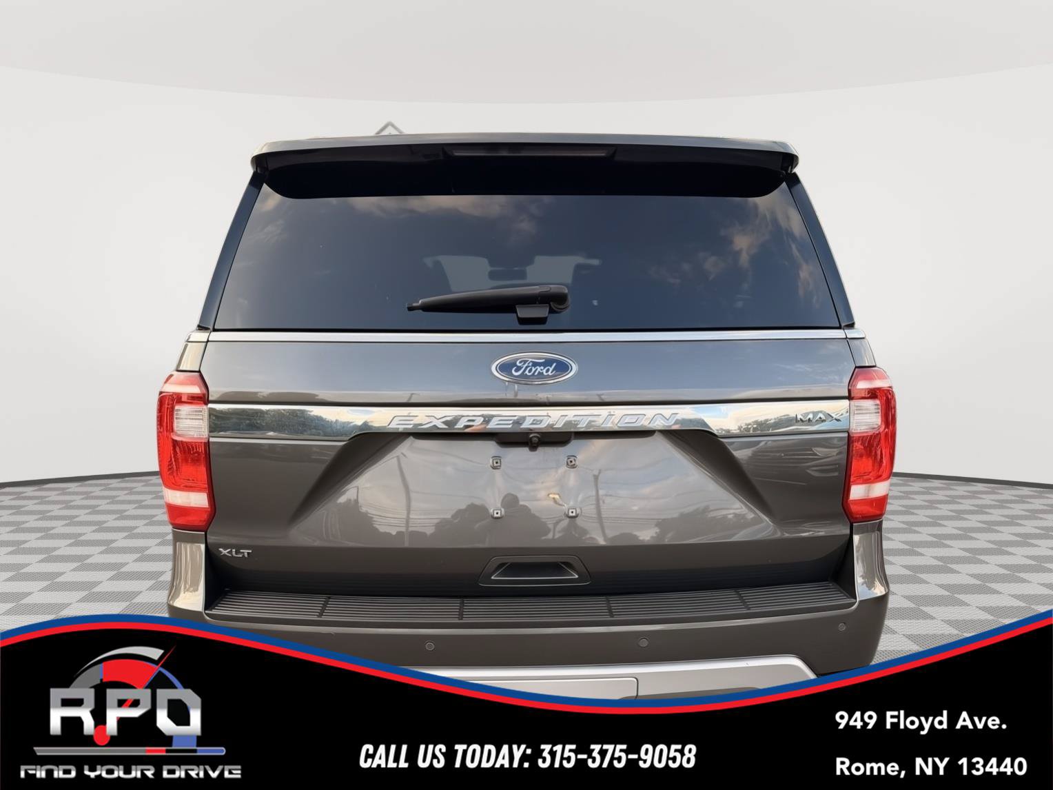 Used 2020 Ford Expedition Max XLT w/ Equipment Group 202A AWD/4WD image 4