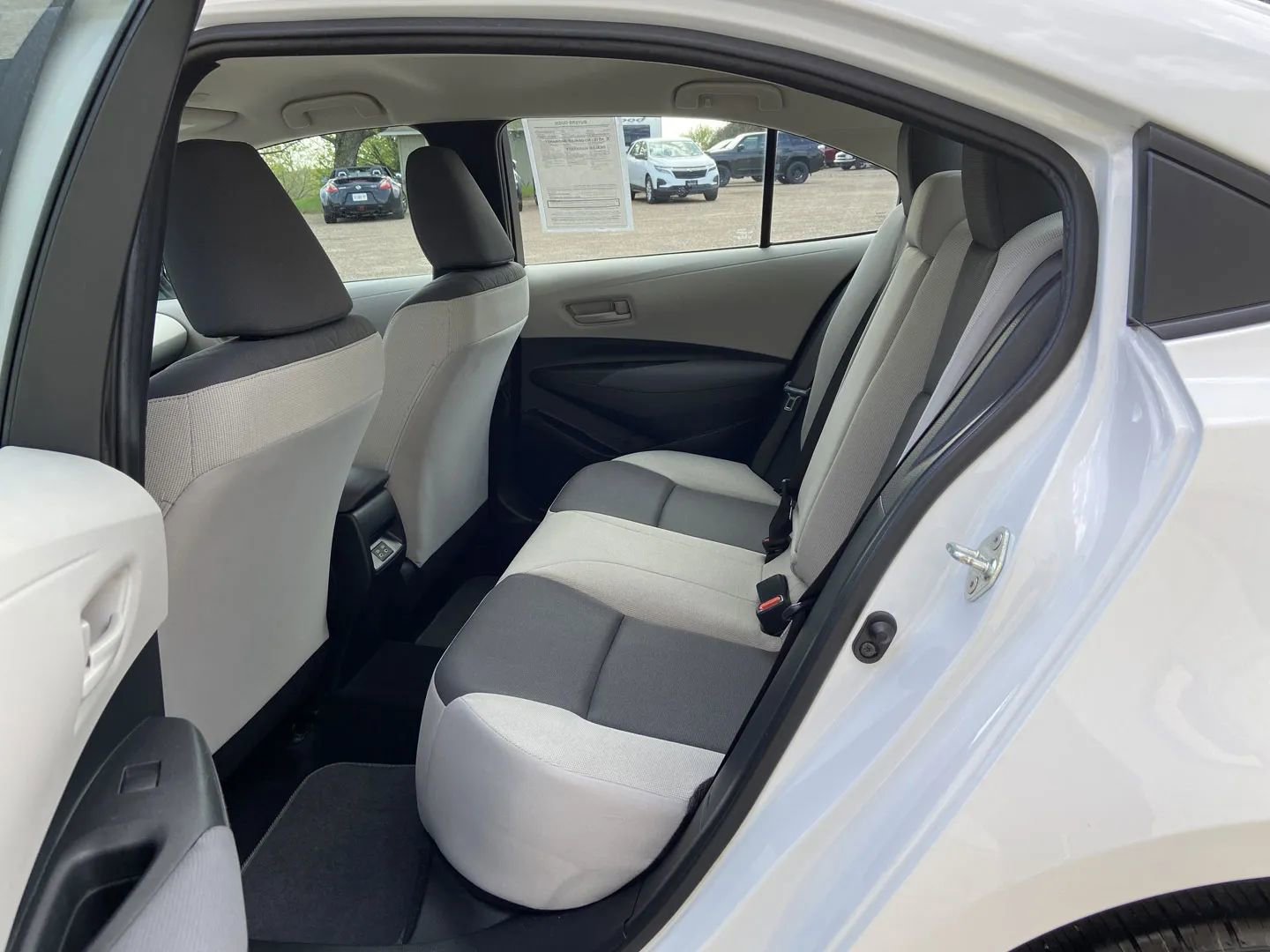 Used 2023 Toyota Corolla LE FWD image 18