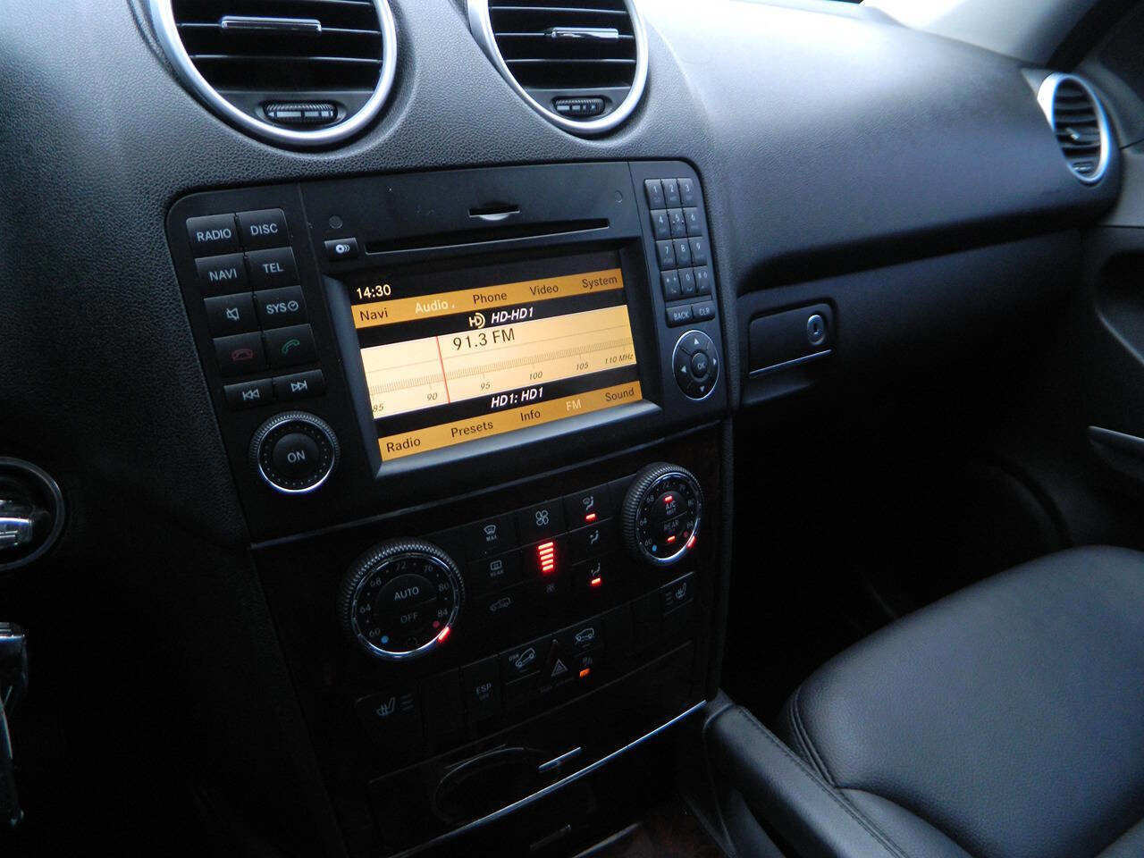 Used 2010 Mercedes-Benz ML 350 BlueTEC 4MATIC image 20