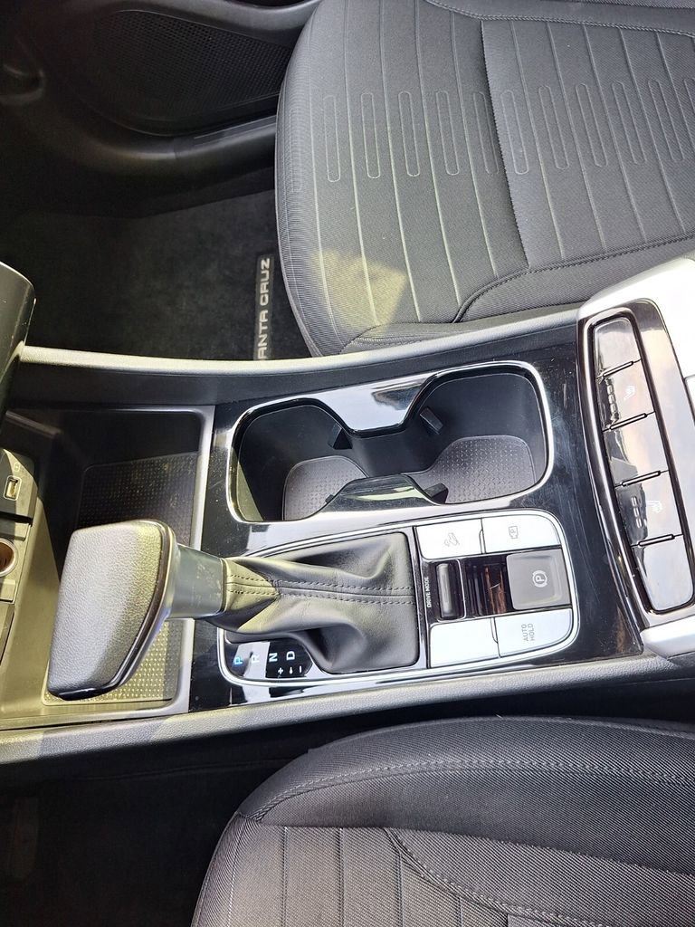 Used 2022 Hyundai Santa Cruz SEL image 13