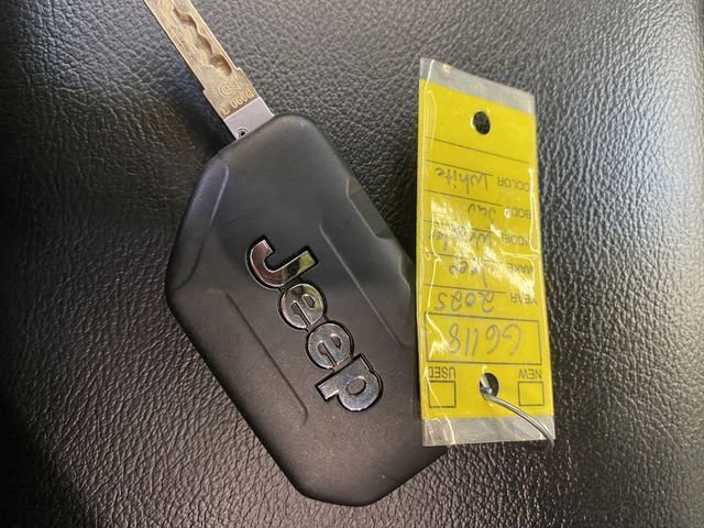 Used 2025 Jeep Wrangler Sport image 44