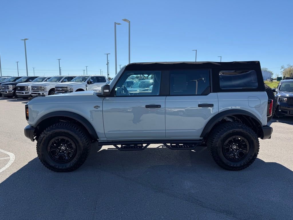 Used 2023 Ford Bronco Wildtrak image 40