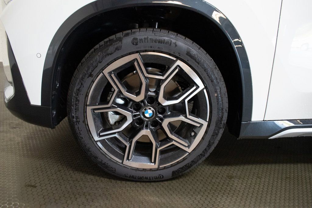New 2026 BMW X1 xDrive28i w/ Technology Package image 9