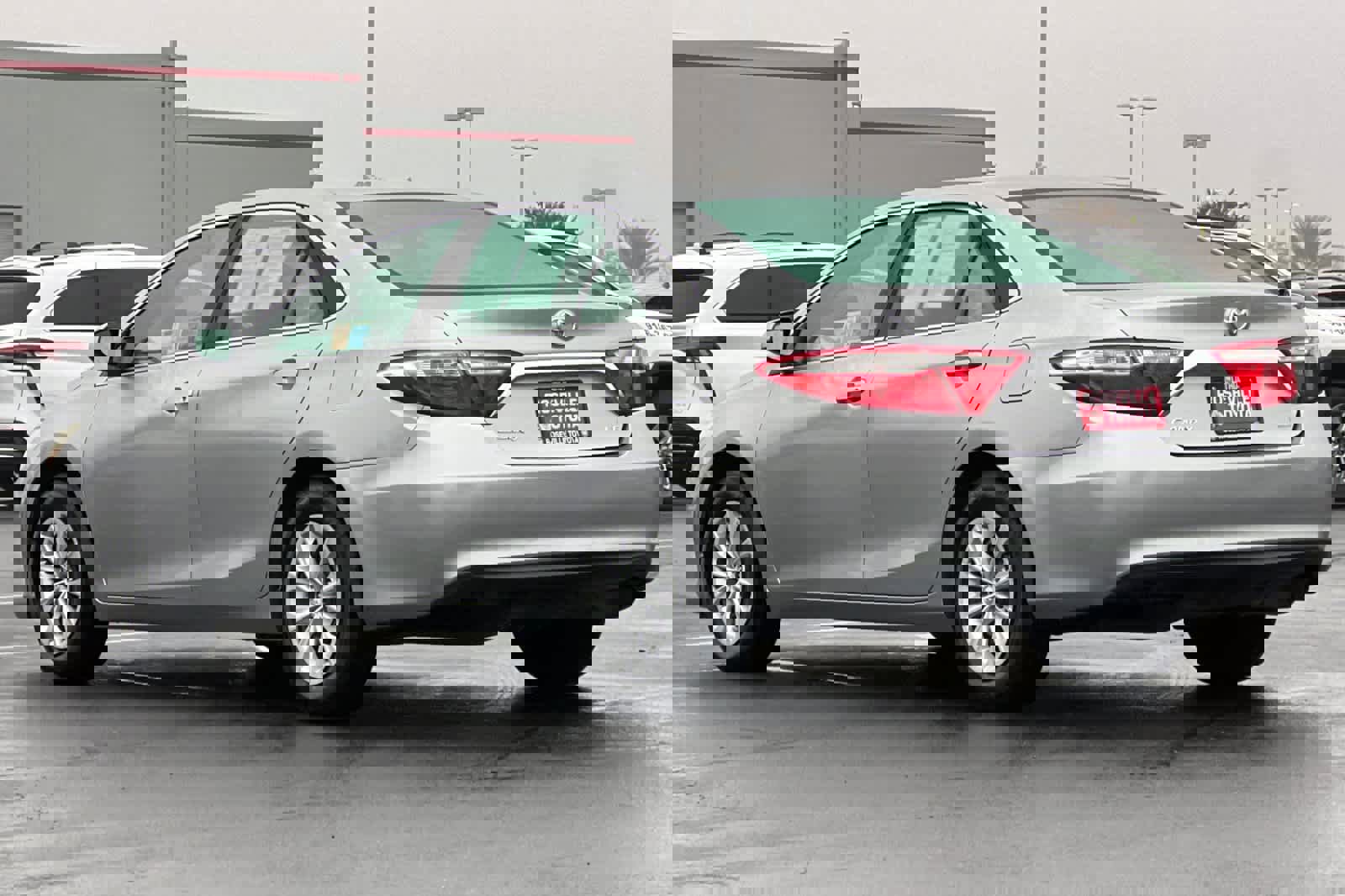 Used 2016 Toyota Camry LE image 7