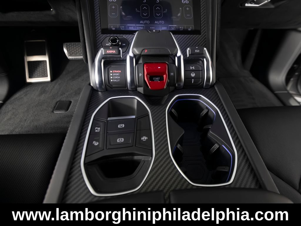 Used 2024 Lamborghini Urus Performante AWD/4WD image 26