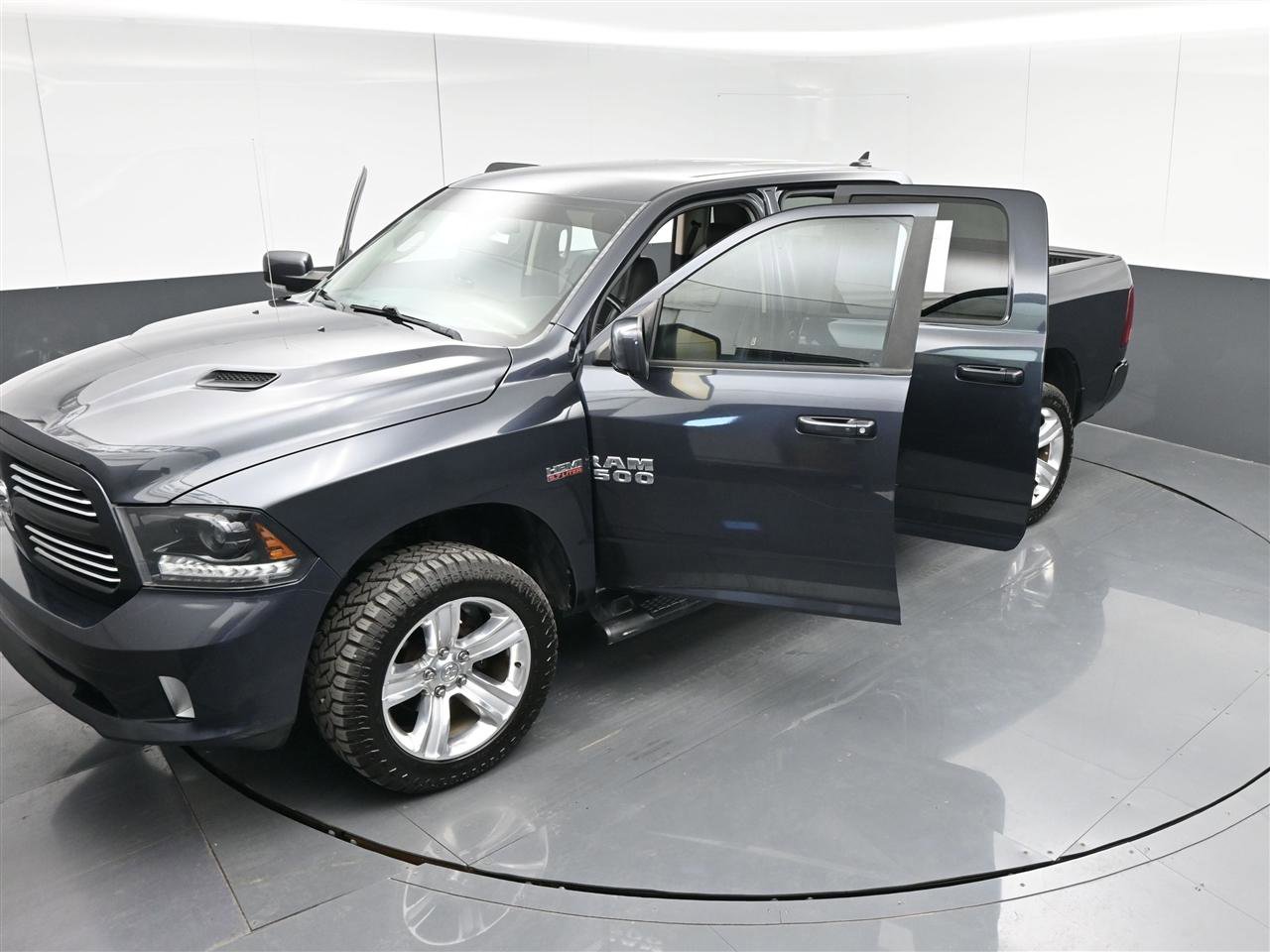 Used 2015 RAM 1500 Sport w/ Convenience Group AWD/4WD image 39