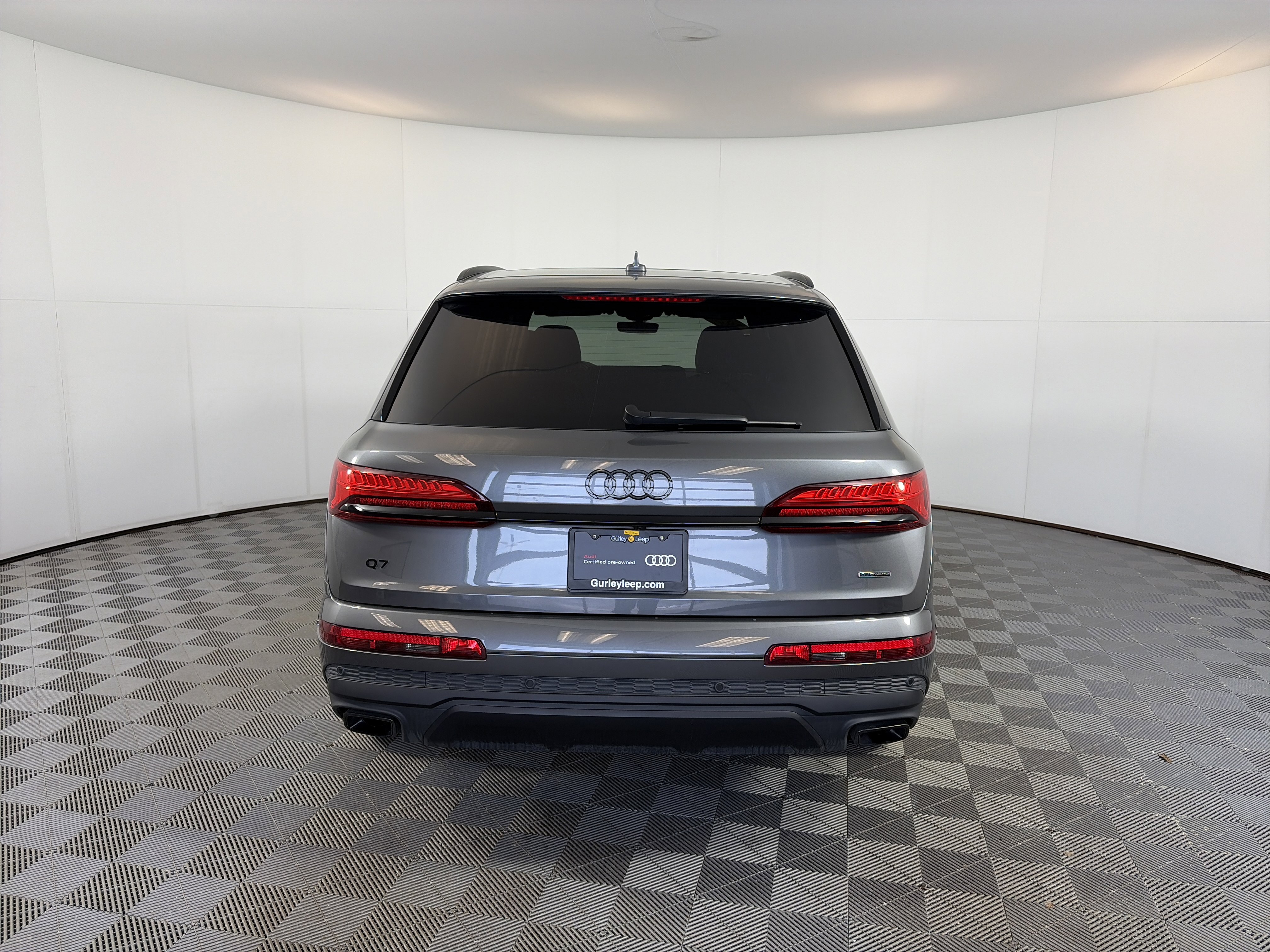 Used 2025 Audi Q7 2.0T Premium w/ Convenience Plus Package AWD/4WD image 9