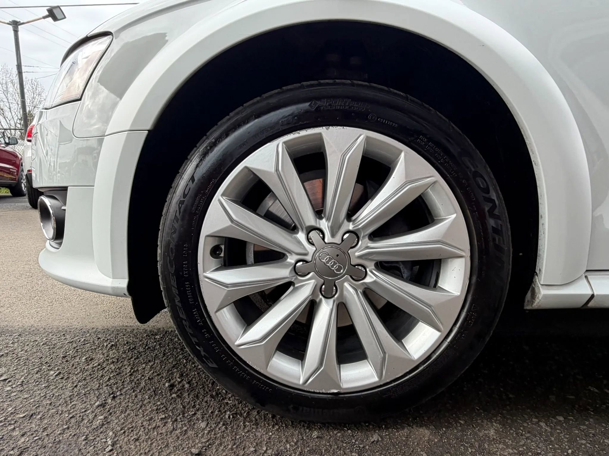 Used 2015 Audi A4 Premium w/ Audi MMI Navigation image 10