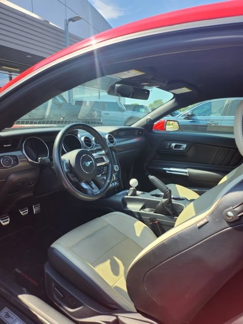 Used 2020 Ford Mustang GT Premium w/ GT Performance Package RWD image 6