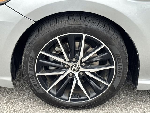 Used 2021 Toyota Camry SE FWD image 20