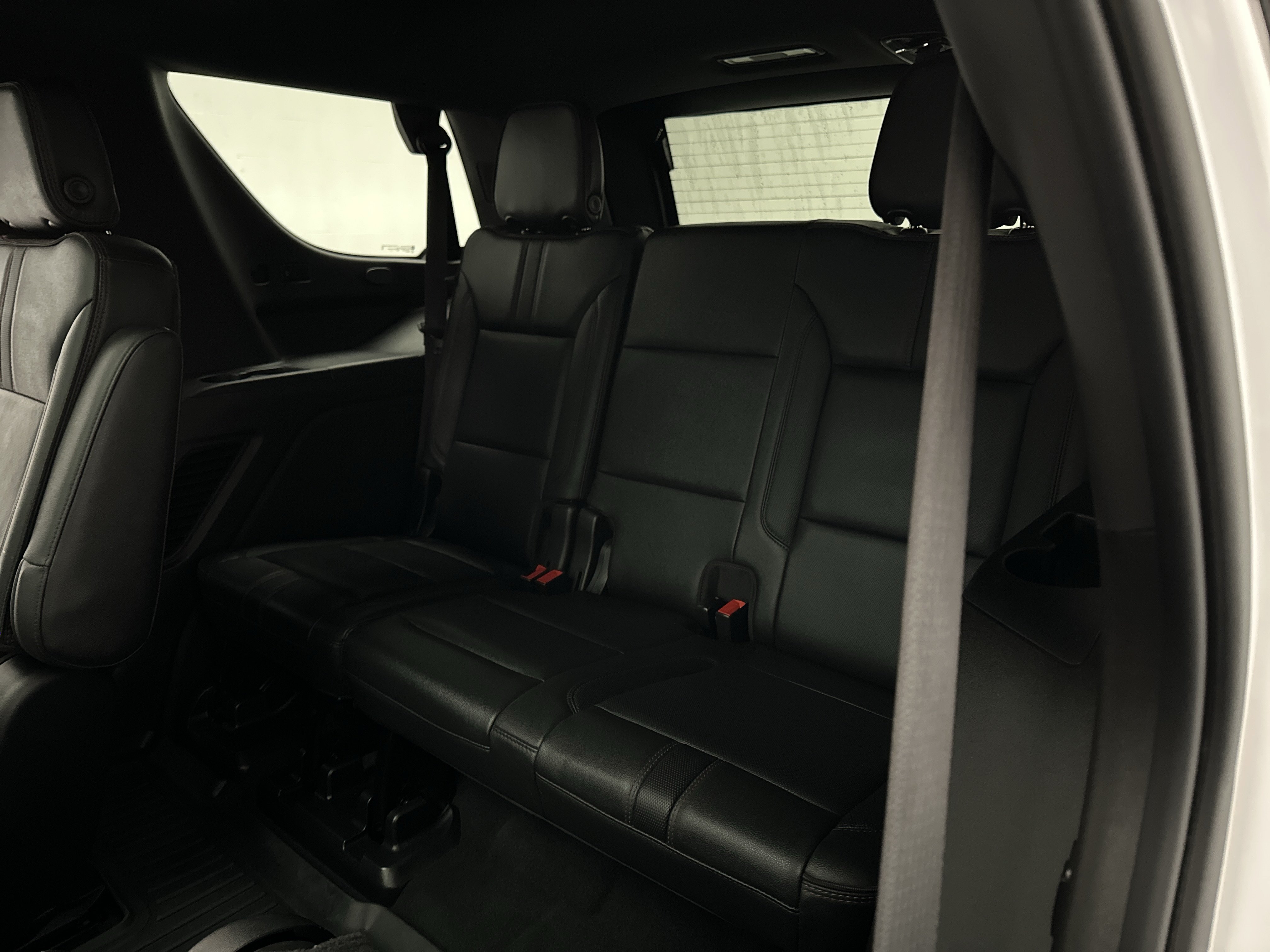 Used 2021 Chevrolet Tahoe RST w/ Luxury Package AWD/4WD image 26
