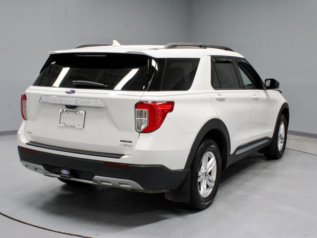 Certified 2023 Ford Explorer XLT w/ Equipment Group 202A AWD/4WD image 11