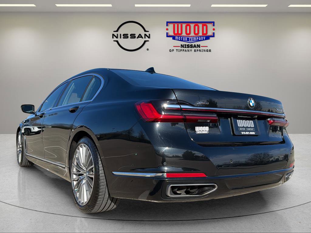 Used 2022 BMW 750i xDrive w/ Luxury Rear Seating Package image 4