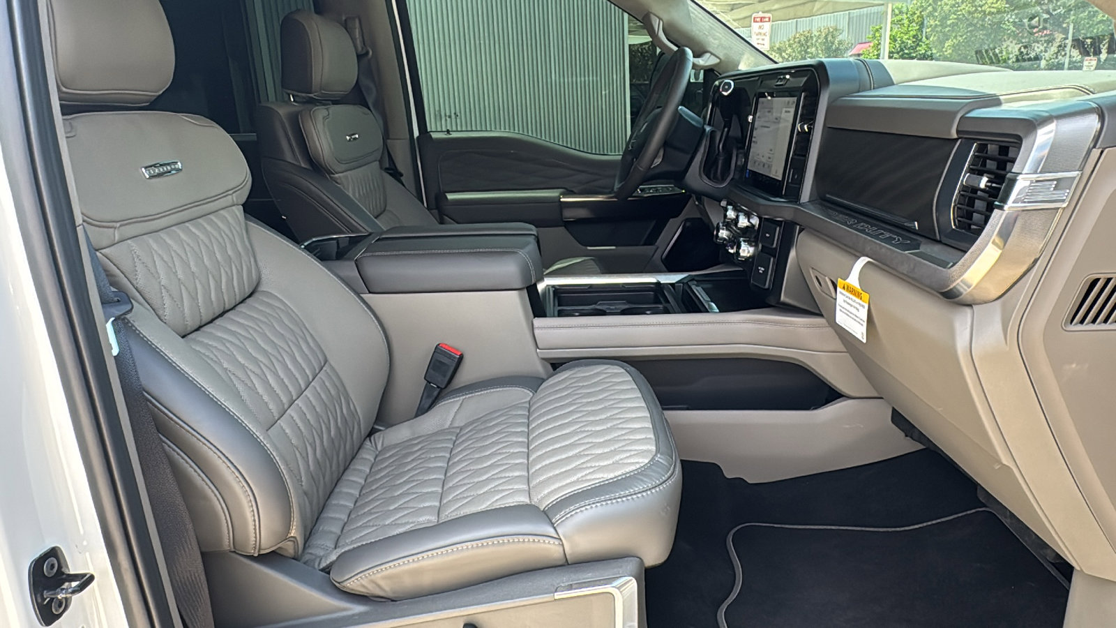 Used 2026 Ford F250 Platinum w/ Platinum Plus Package AWD/4WD image 28