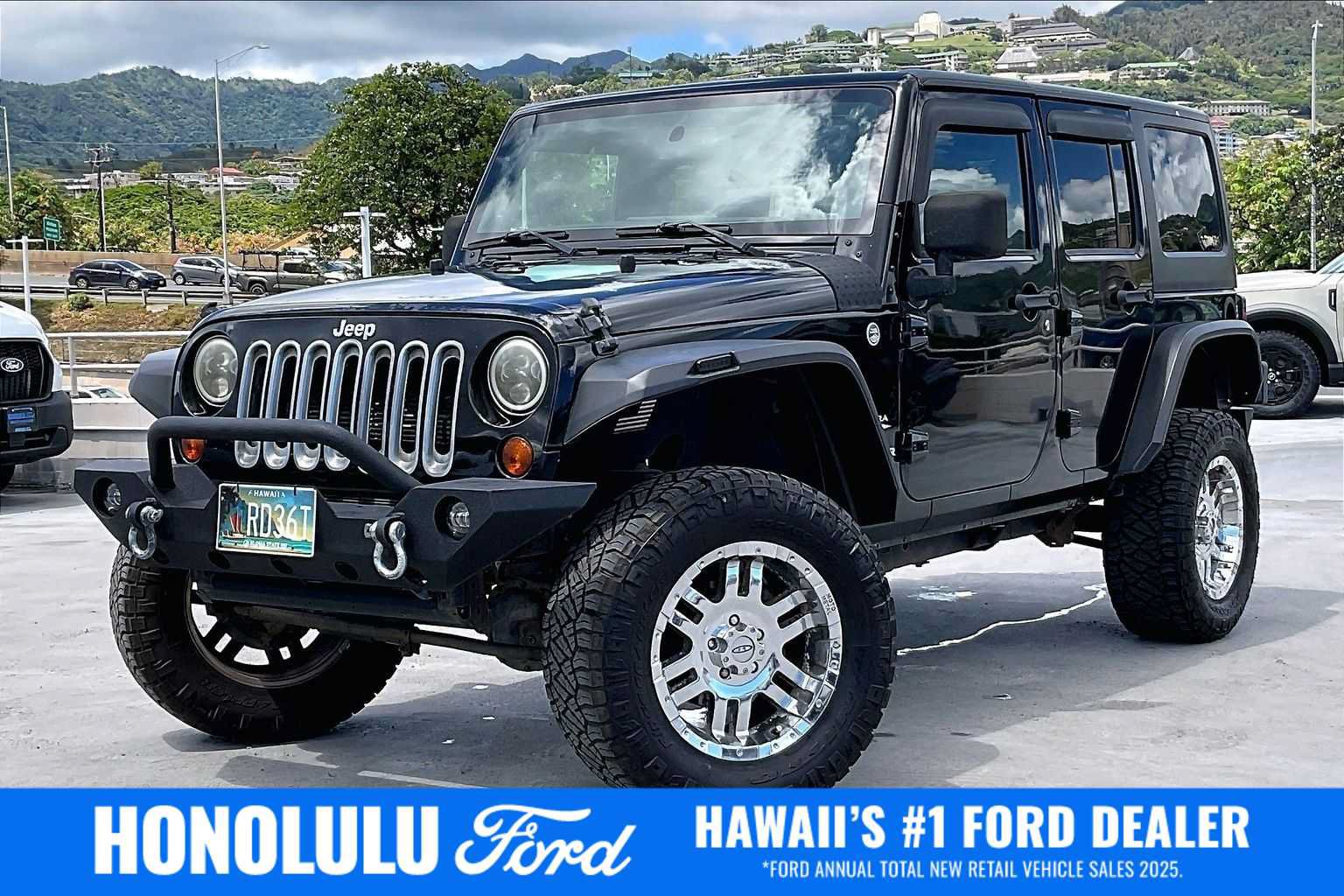 Used 2013 Jeep Wrangler Unlimited Sahara w/ Connectivity Group