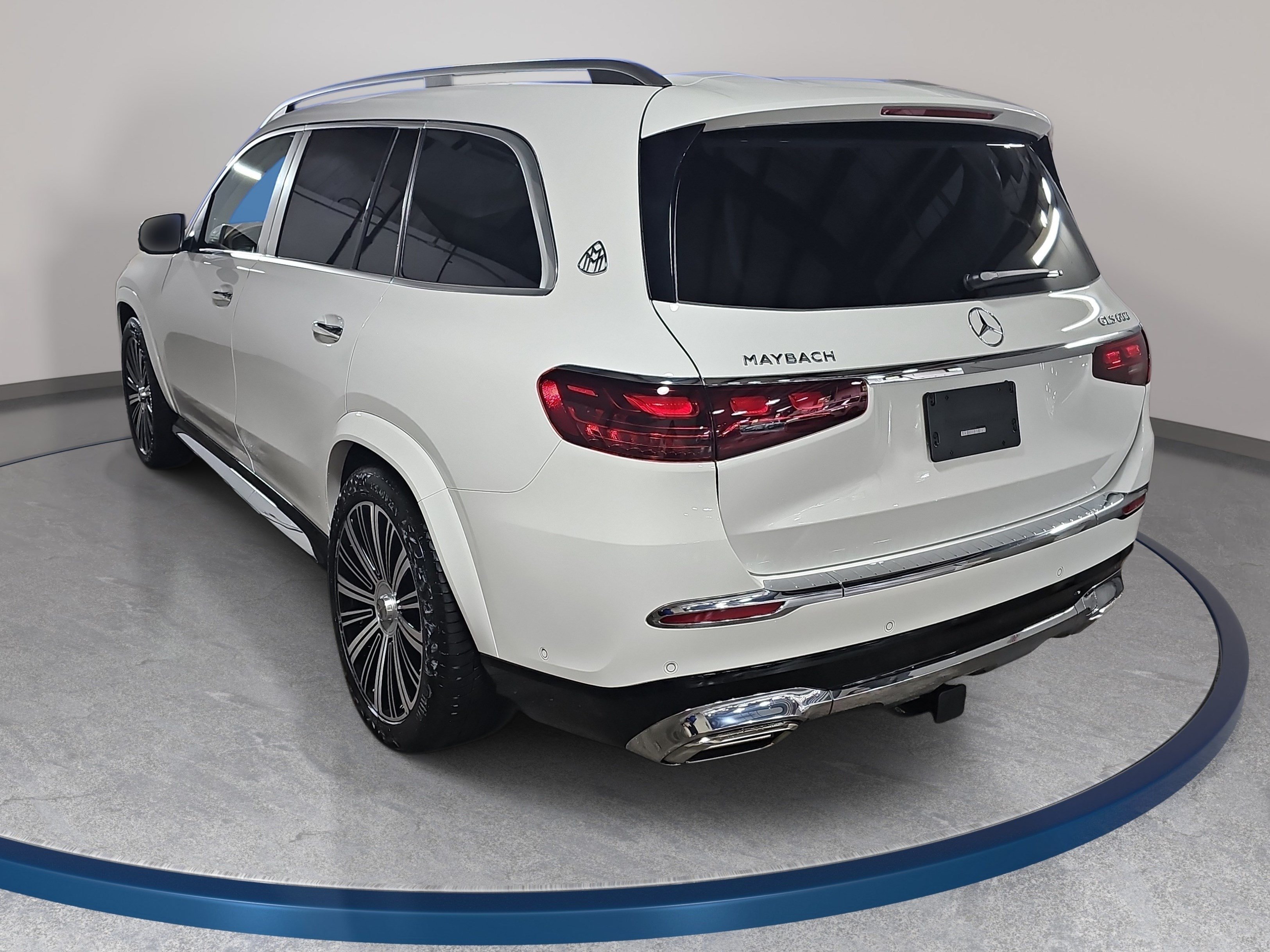 Certified 2024 Mercedes-Benz Maybach GLS 600 4MATIC image 8