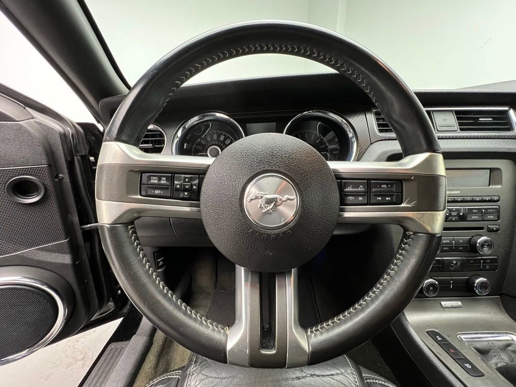 Used 2014 Ford Mustang GT Premium w/ Equipment Group 402A image 7