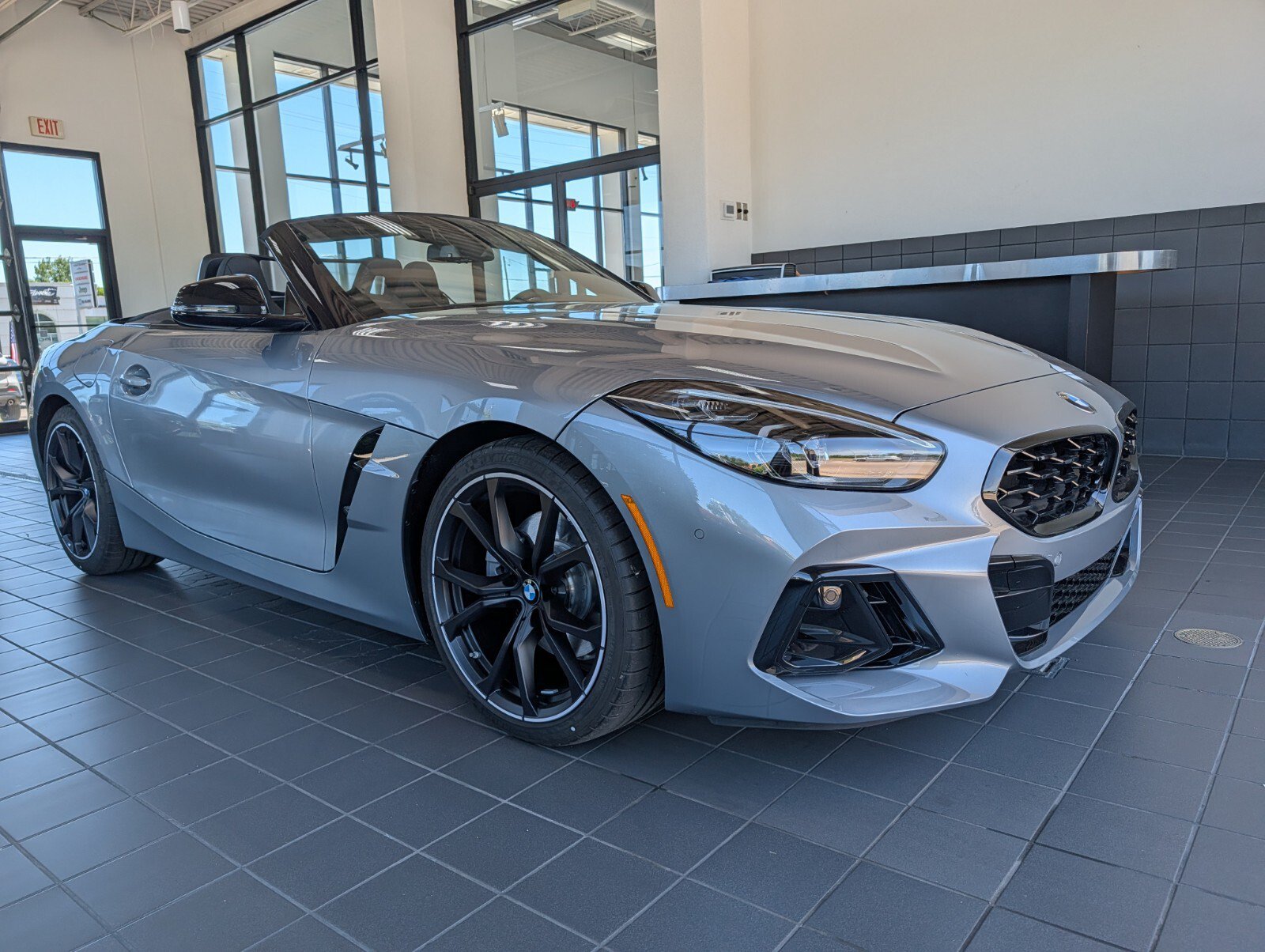 New 2026 BMW Z4 sDrive30i w/ Premium Package RWD image 1