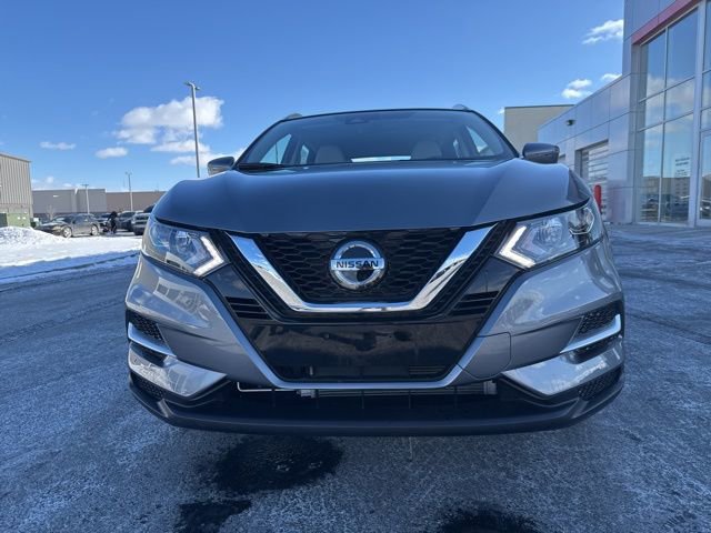 Used 2022 Nissan Rogue Sport SL image 2