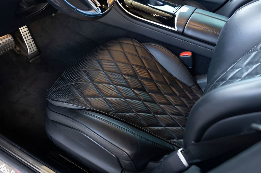 Used 2022 Mercedes-Benz S 580 4MATIC Sedan w/ AMG Line Package image 47