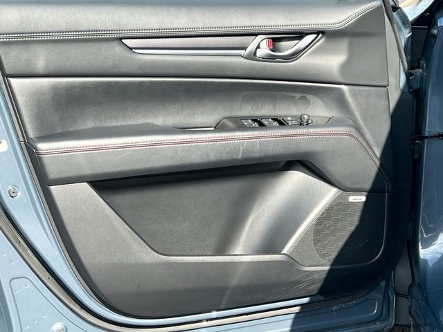 Used 2025 MAZDA CX-5 Carbon Edition image 17