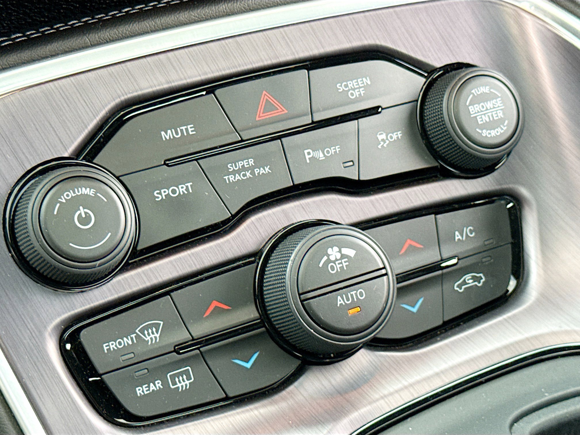 Used 2018 Dodge Challenger R/T Scat Pack image 10